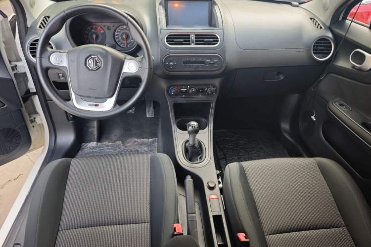 Used MG 3 2014 1.3L Manual Comfort Edition Interior 2