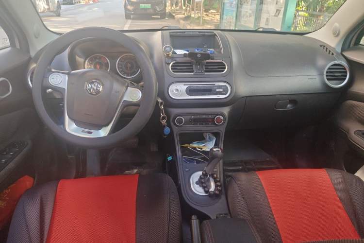 Used MG 3 2014 1.5L AMT Elite Edition Interior 2