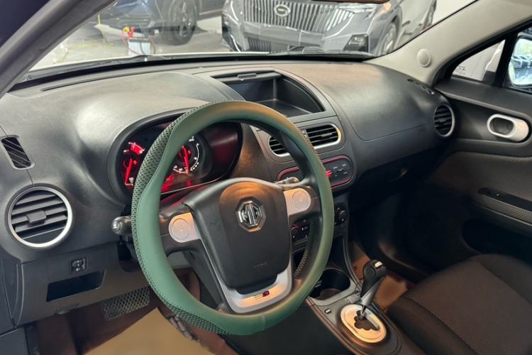 Used MG 3 2014 1.3L AMT Comfort Edition Interior 2