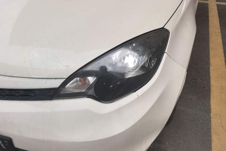 Used MG 3 2014 1.3L Manual Comfort Edition Left Front Headlight