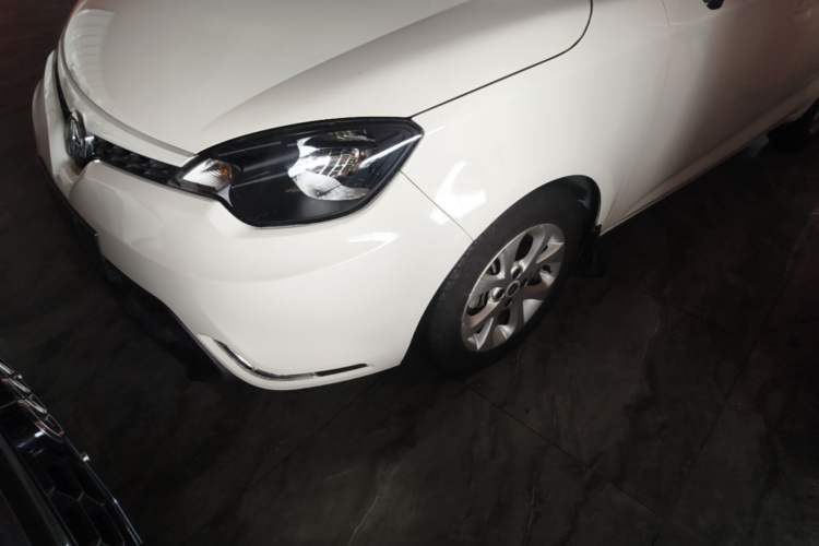 Used MG 3 2014 1.5L AMT Elite Edition Left Front Headlight