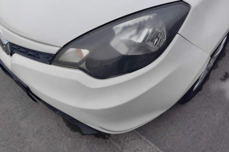 Used MG 3 2014 1.3L AMT Comfort Edition Left Front Headlight