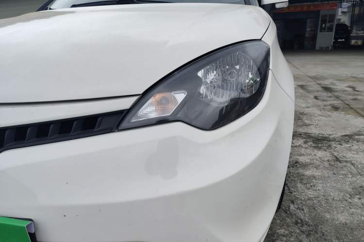 Used MG 3 2014 1.3L AMT Comfort Edition Left Front Headlight
