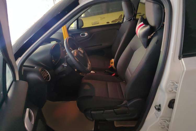 Used MG 3 2014 1.5L AMT Elite Edition Left Front Seat