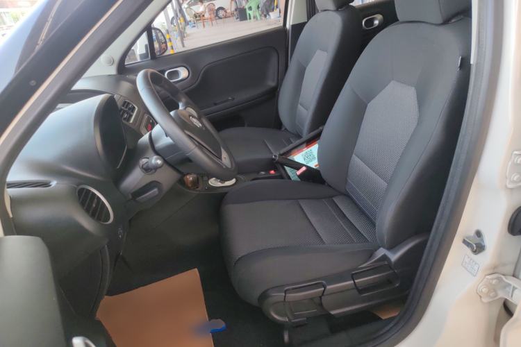 Used MG 3 2014 1.5L AMT Elite Edition Left Front Seat