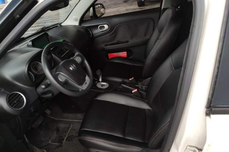 Used MG 3 2014 1.5L AMT Elite Edition Left Front Seat