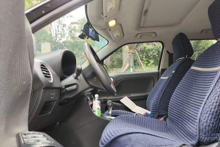 Used MG 3 2014 1.5L AMT Elite Edition Left Front Seat