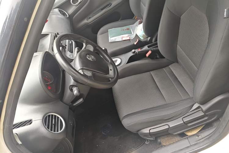 Used MG 3 2014 1.5L AMT Elite Edition Left Front Seat