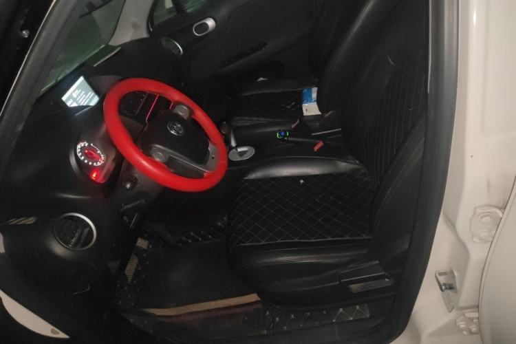 Used MG 3 2014 1.3L AMT Comfort Edition Left Front Seat