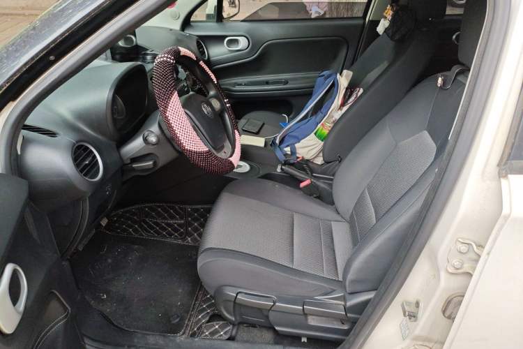 Used MG 3 2014 1.5L AMT Elite Edition Left Front Seat