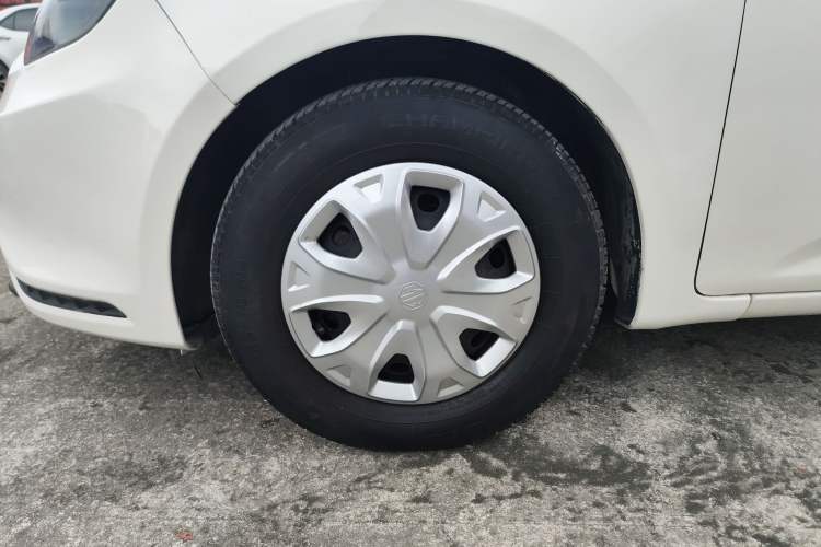 Used MG 3 2014 1.3L AMT Comfort Edition Left Front Wheel Hub