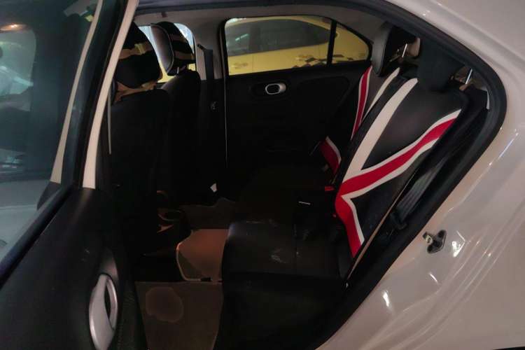 Used MG 3 2014 1.5L AMT Elite Edition Left Rear Seat