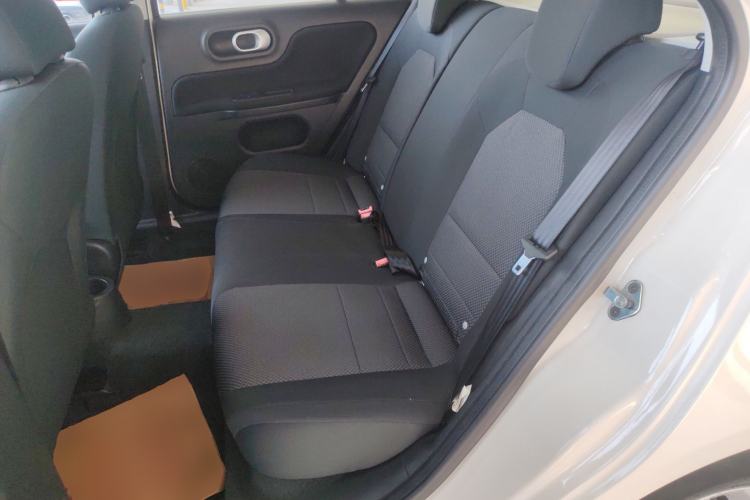 Used MG 3 2014 1.5L AMT Elite Edition Left Rear Seat