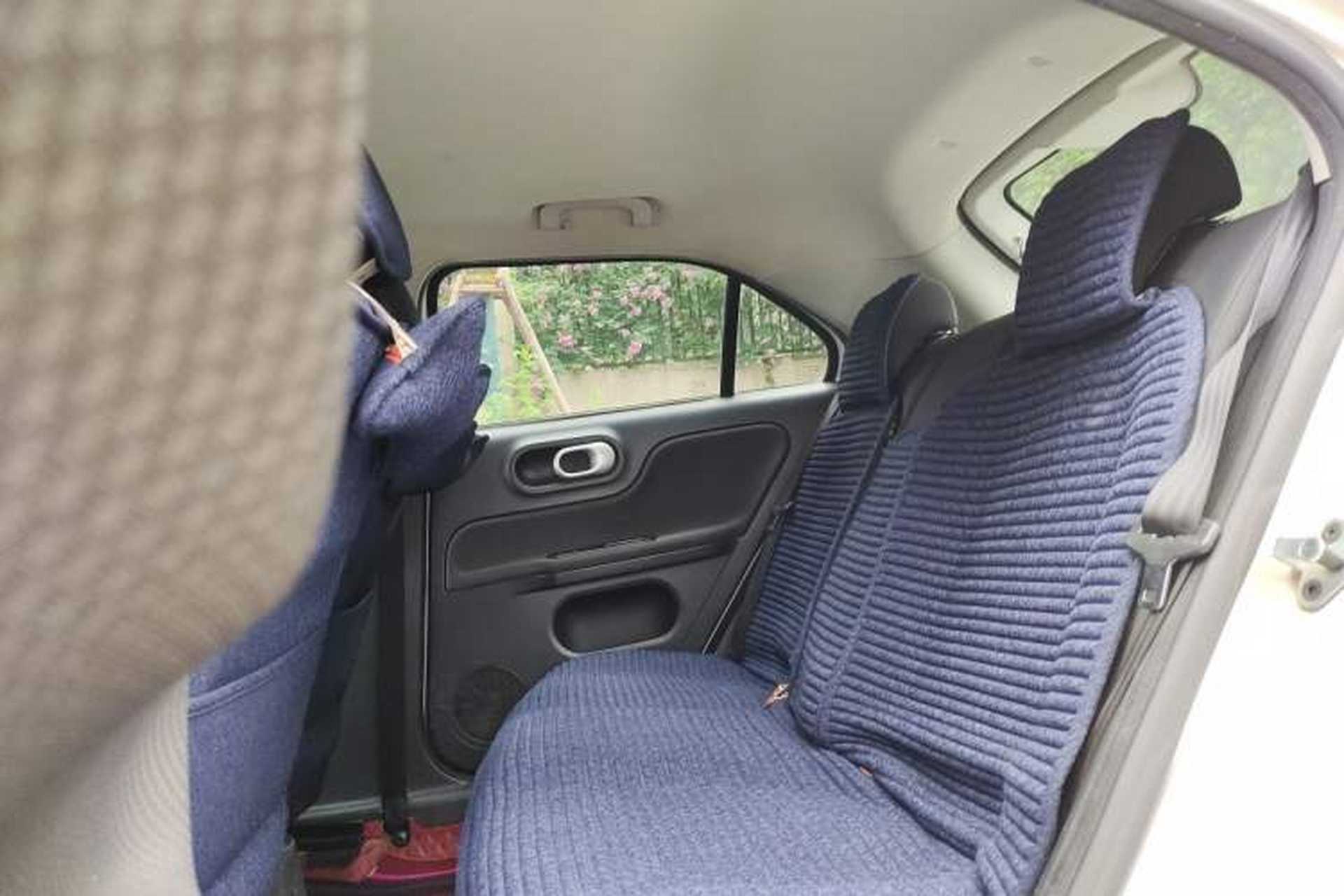 Used MG 3 2014 1.5L AMT Elite Edition Left Rear Seat