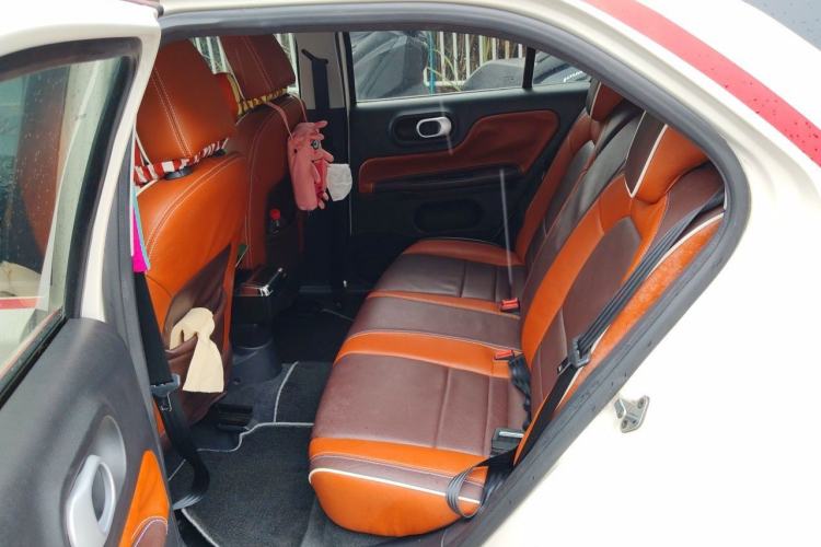 Used MG 3 2014 1.5L AMT Elite Edition Left Rear Seat