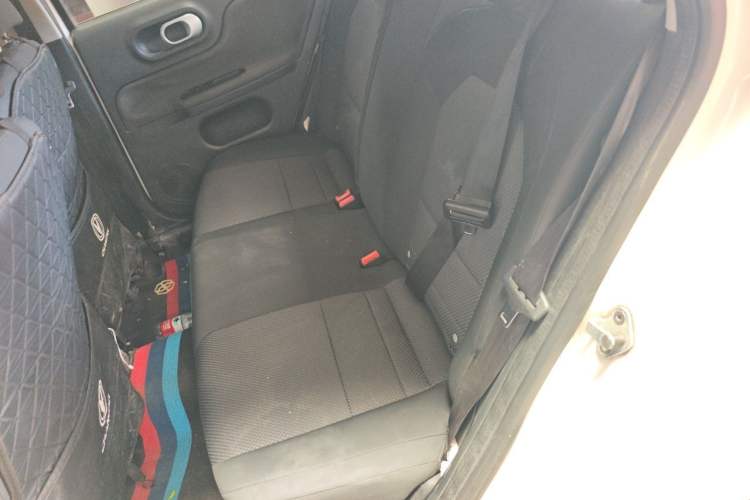 Used MG 3 2014 1.5L AMT Elite Edition Left Rear Seat
