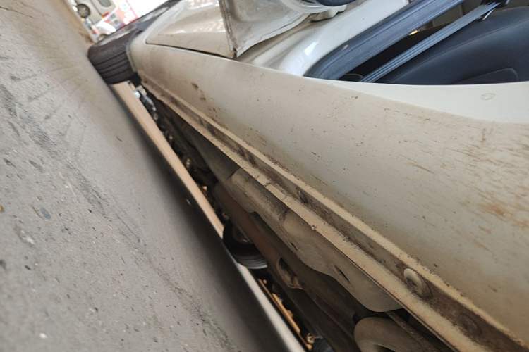 Used MG 3 2014 1.5L AMT Elite Edition Left Side Sill