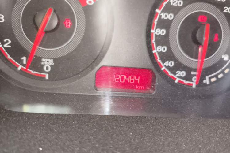 Used MG 3 2014 1.3L Manual Comfort Edition Odometer Close Up