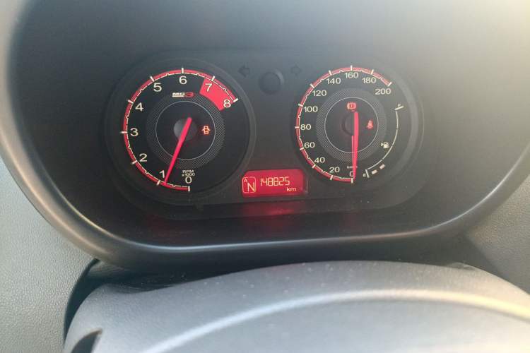 Used MG 3 2014 1.3L AMT Comfort Edition Odometer Close Up