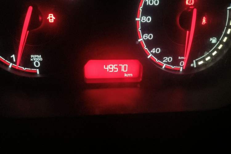 Used MG 3 2014 1.3L Manual Comfort Edition Odometer Close Up