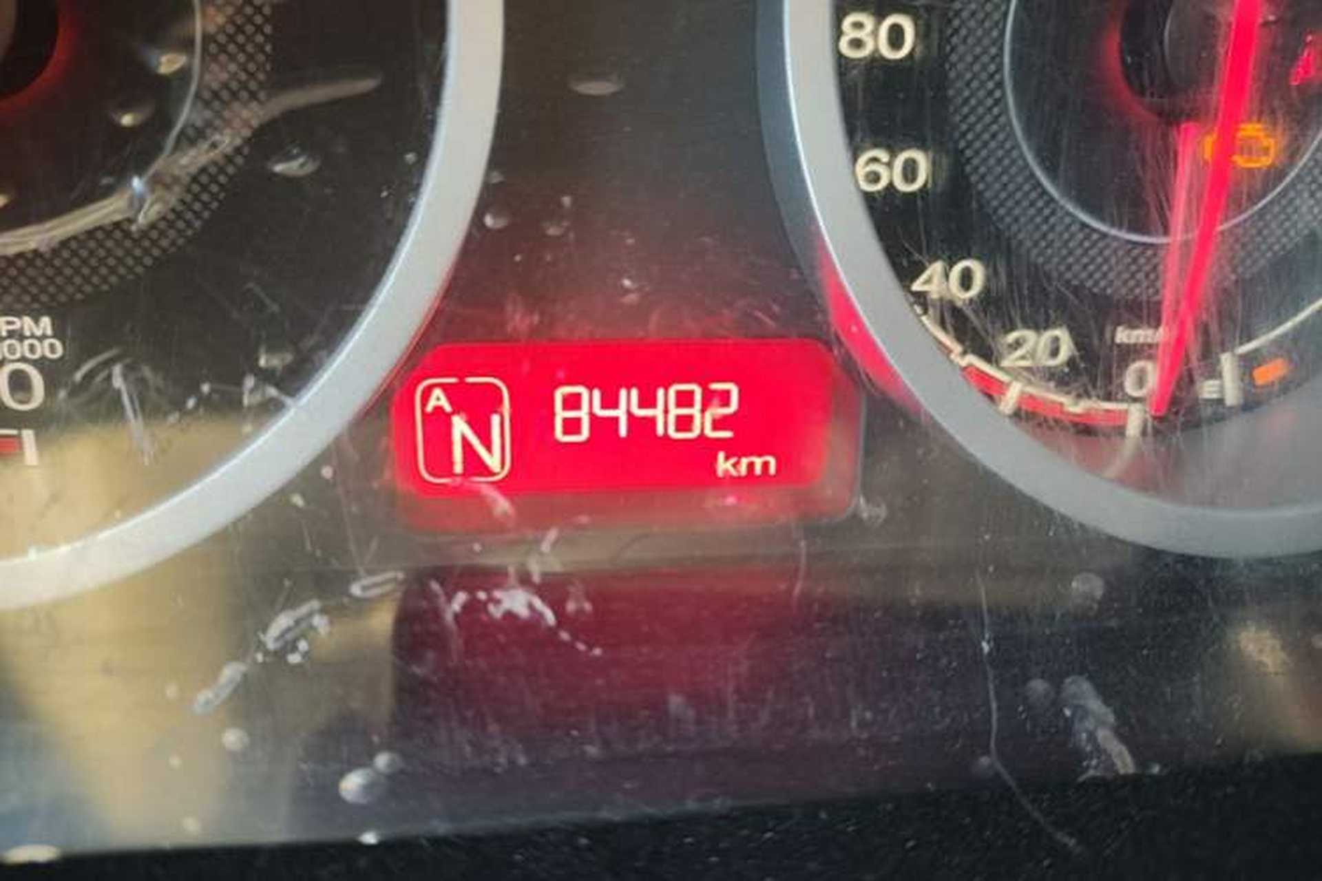 Used MG 3 2014 1.5L AMT Elite Edition Odometer Close Up