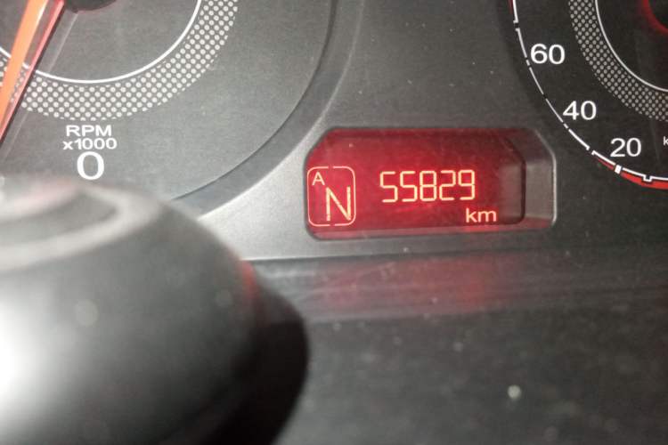 Used MG 3 2014 1.3L AMT Comfort Edition Odometer Close Up