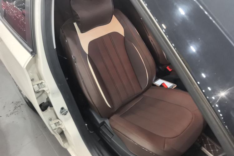 Used MG 3 2014 1.3L AMT Comfort Edition Right Front Seat