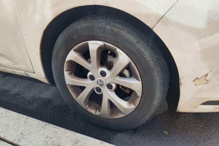 Used MG 3 2014 1.5L AMT Elite Edition Right Front Wheel Hub
