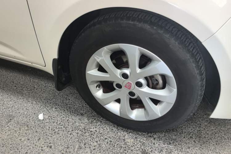 Used MG 3 2014 1.5L Manual Value Edition Right Front Wheel Hub