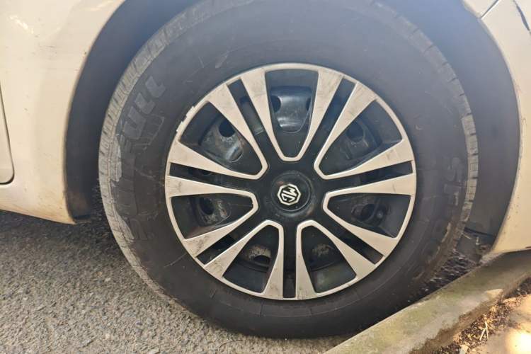 Used MG 3 2014 1.3L AMT Comfort Edition Right Front Wheel Hub