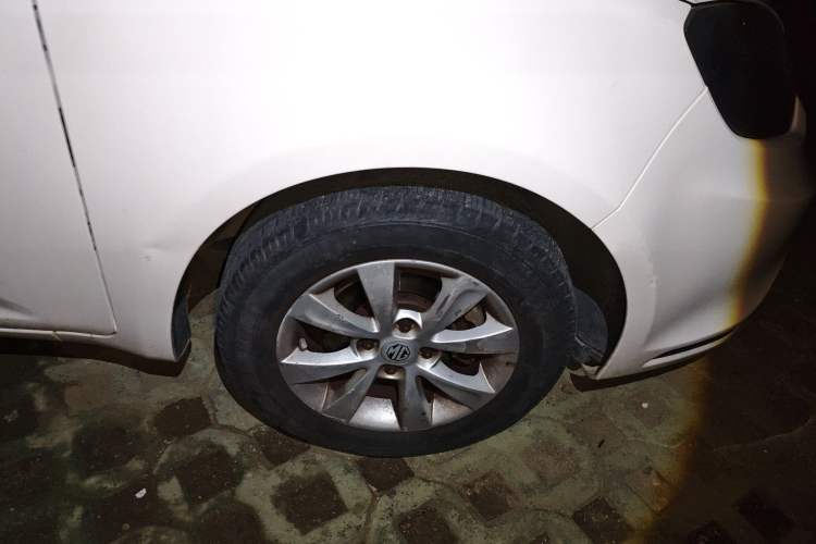 Used MG 3 2014 1.3L AMT Comfort Edition Right Front Wheel Hub