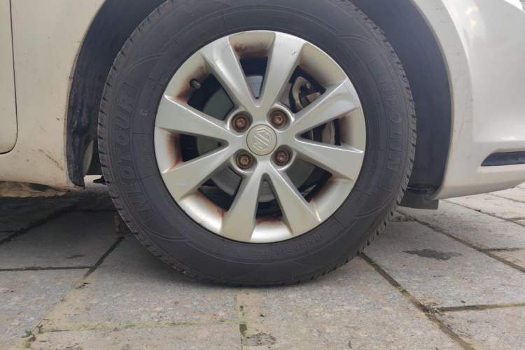Used MG 3 2014 1.3L AMT Comfort Edition Right Front Wheel Hub