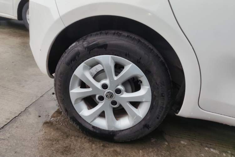 Used MG 3 2014 1.5L AMT Elite Edition Right Rear Wheel Hub