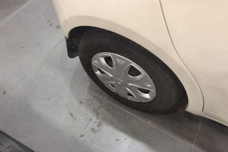 Used MG 3 2014 1.3L AMT Comfort Edition Right Rear Wheel Hub
