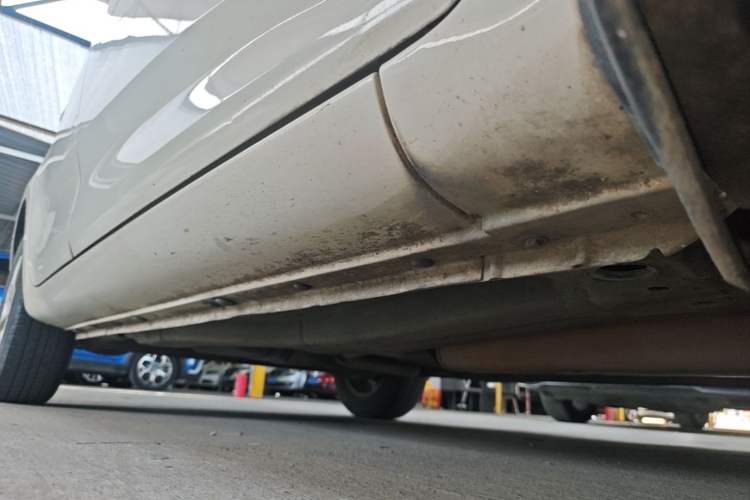 Used MG 3 2014 1.3L Manual Comfort Edition Right Side Sill