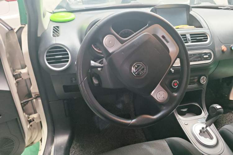 Used MG 3 2014 1.5L AMT Elite Edition Steering Wheel