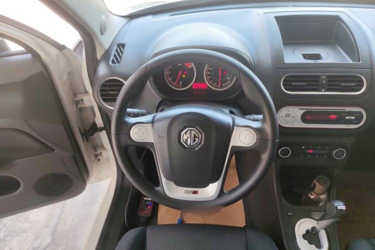 Used MG 3 2014 1.5L AMT Elite Edition Steering Wheel