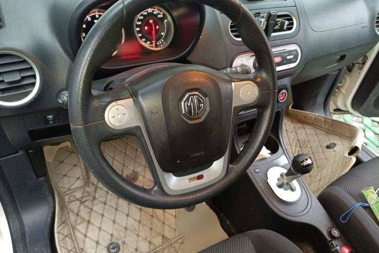 Used MG 3 2014 1.5L AMT Elite Edition Steering Wheel