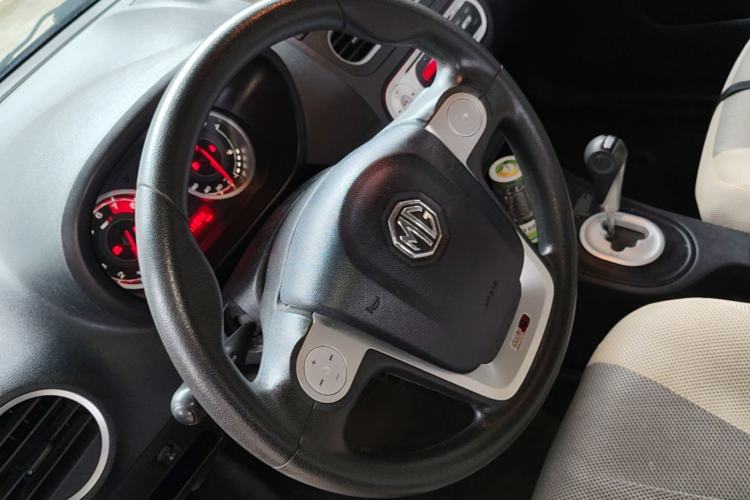 Used MG 3 2014 1.5L AMT Elite Edition Steering Wheel