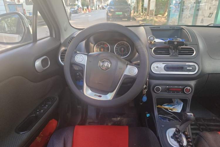 Used MG 3 2014 1.5L AMT Elite Edition Steering Wheel