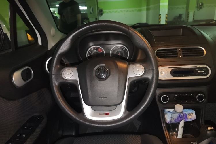 Used MG 3 2014 1.5L AMT Elite Edition Steering Wheel
