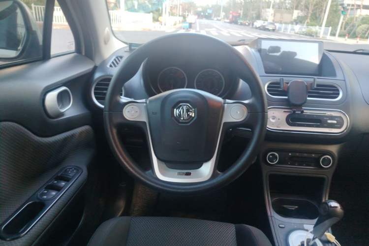 Used MG 3 2014 1.5L AMT Elite Edition Steering Wheel