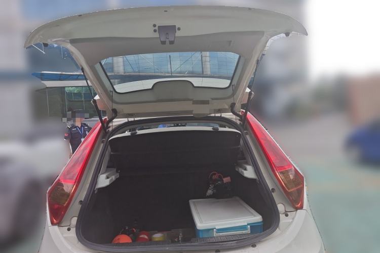 Used MG 3 2014 1.5L Manual Elite Edition Trunk