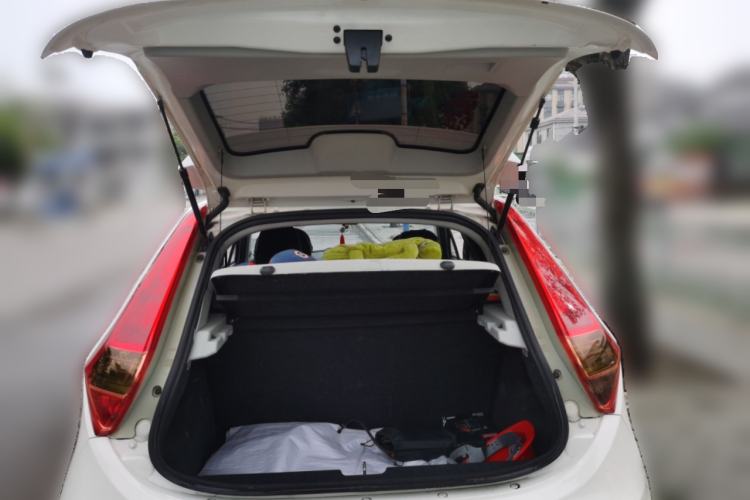 Used MG 3 2014 1.3L Manual Comfort Edition Trunk