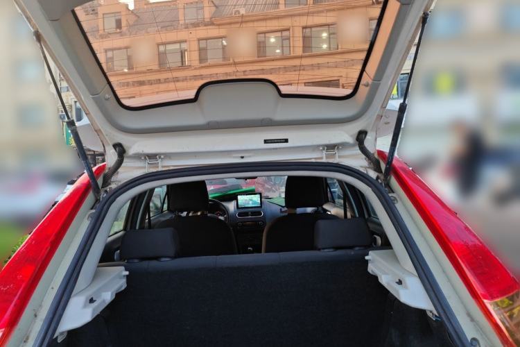Used MG 3 2014 1.3L Manual Comfort Edition Trunk