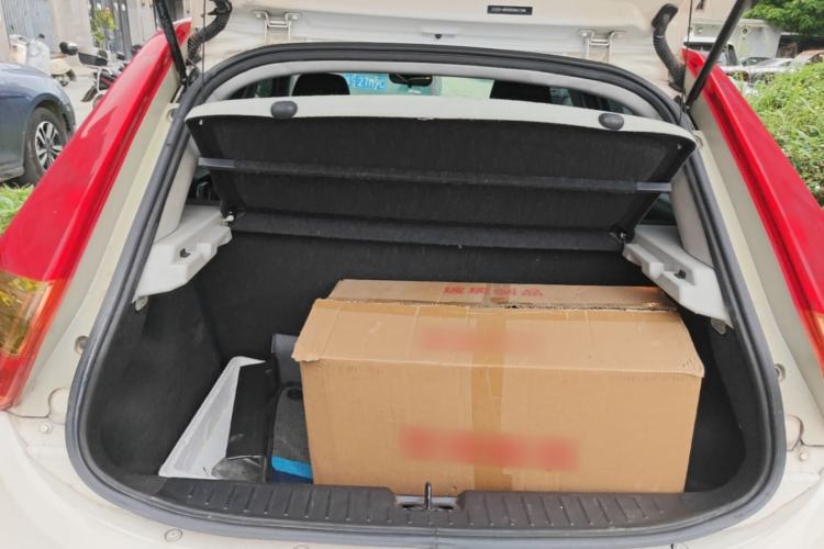 Used MG 3 2014 1.5L AMT Elite Edition Trunk