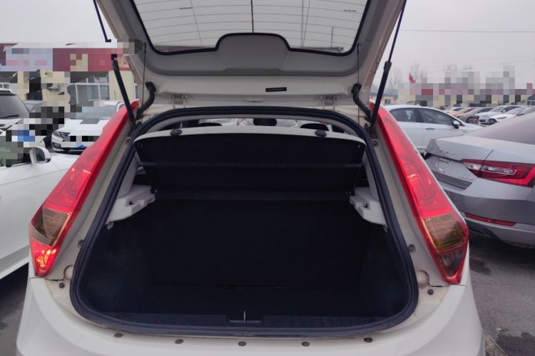 Used MG 3 2014 1.3L AMT Comfort Edition Trunk