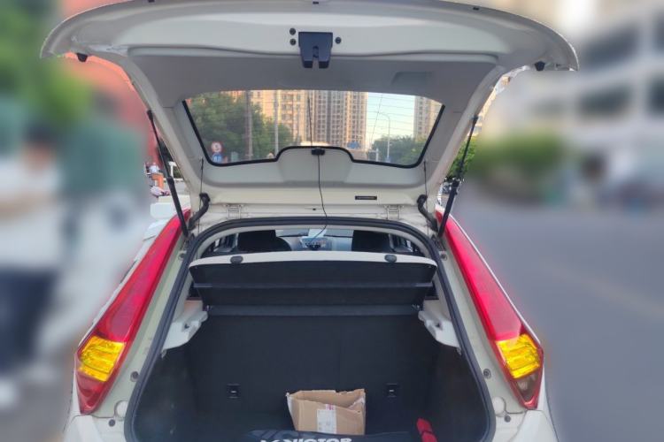Used MG 3 2014 1.3L Manual Comfort Edition Trunk