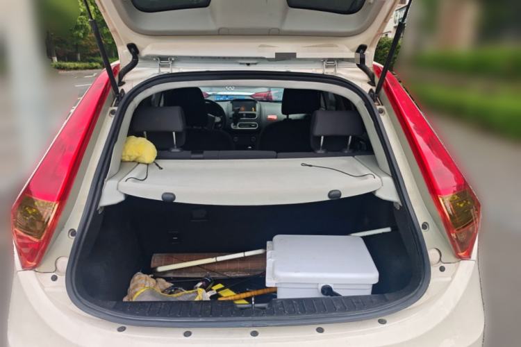 Used MG 3 2014 1.5L AMT Elite Edition Trunk