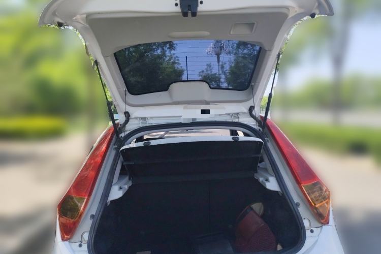 Used MG 3 2014 1.3L Manual Comfort Edition Trunk